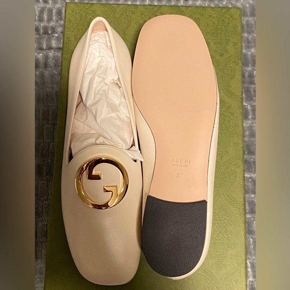 Gucci GG Logo Plaque Ballet Flats White/Gold 723395 9022 Cowhide IT 37 US 7 - Picture 5 of 8